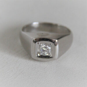 Bague Or 750 Chevalière Diamant 0.37cts  9.63Grs -52