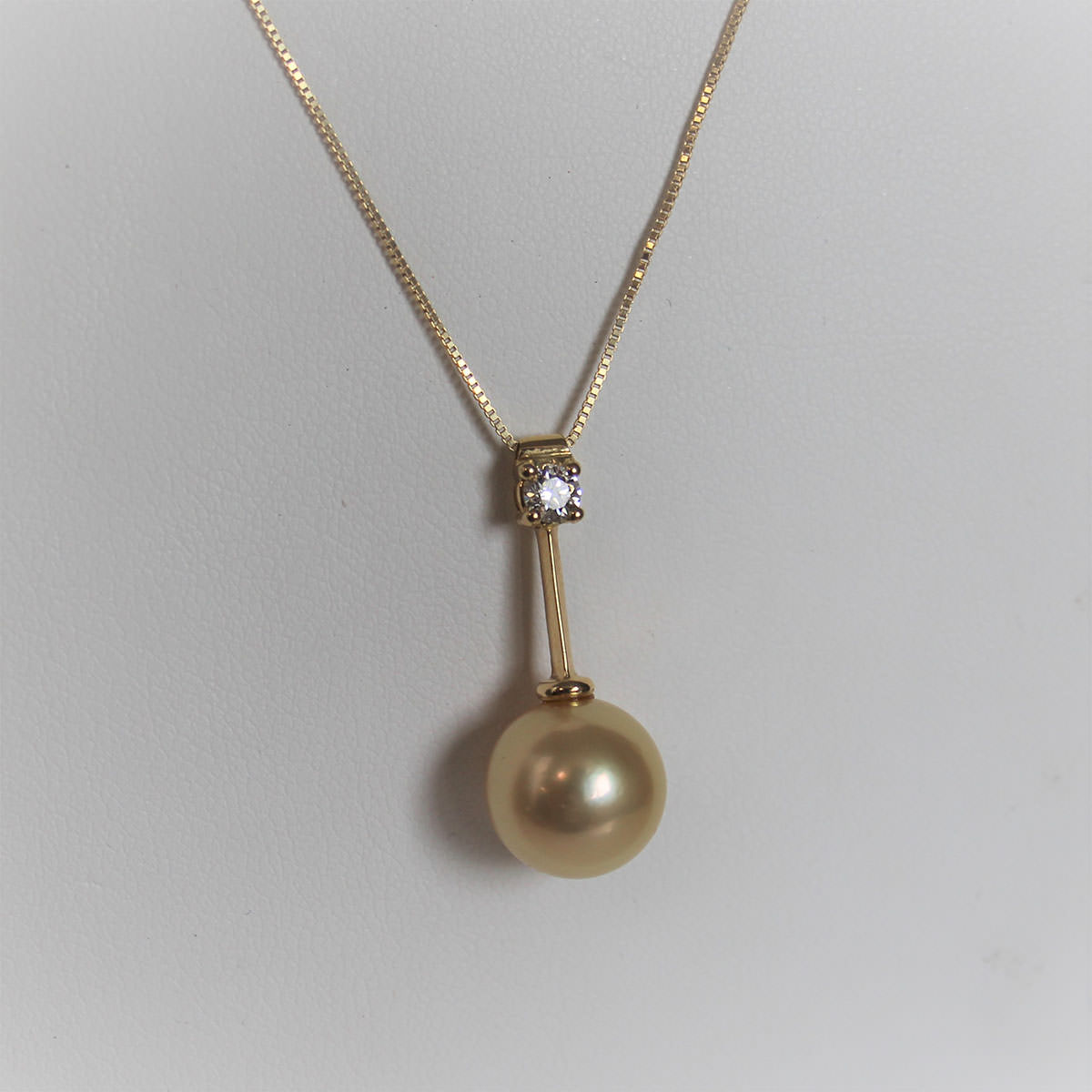 Collier Or 750 Perle Gold Eau Douce & Diamant