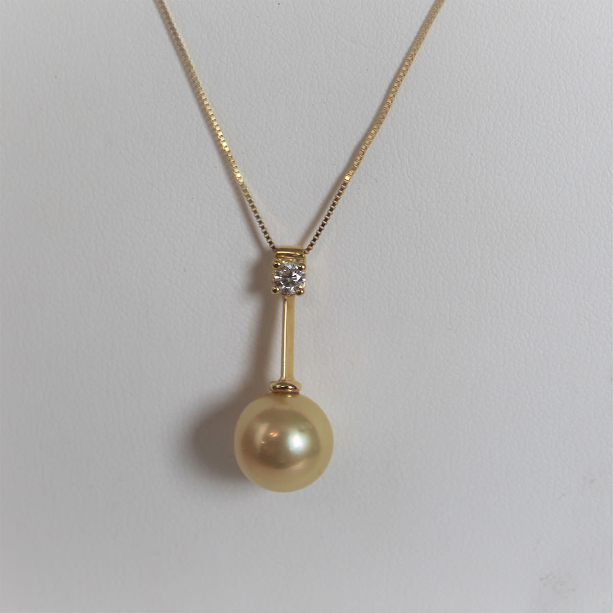 Collier Or 750 Perle Gold Eau Douce & Diamant